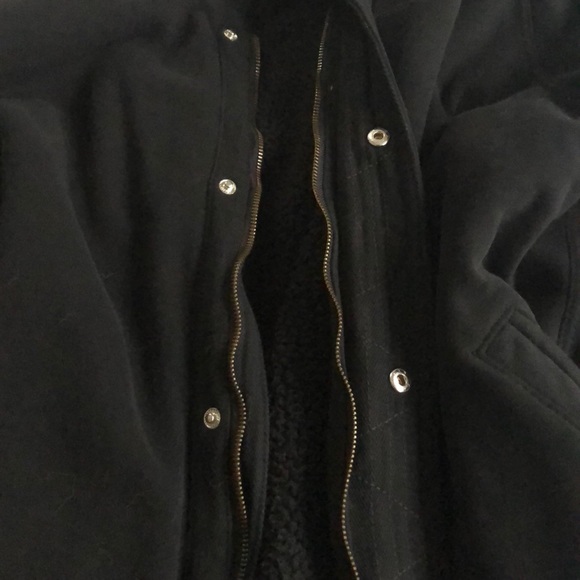 American Eagle Coat - Picture 6 of 7